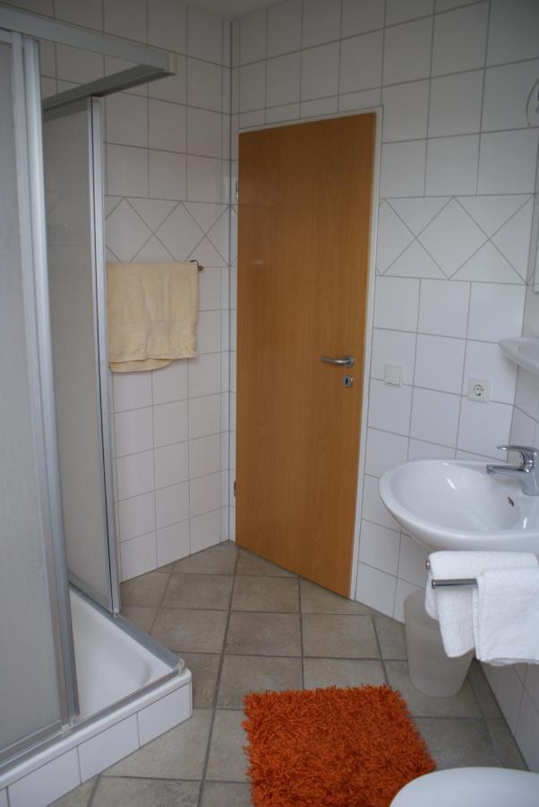 Zimmer Mit Gartenblick Cologne Exterior photo